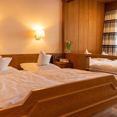 Landgasthof Hotel Hirsch Loßburg 外观 照片