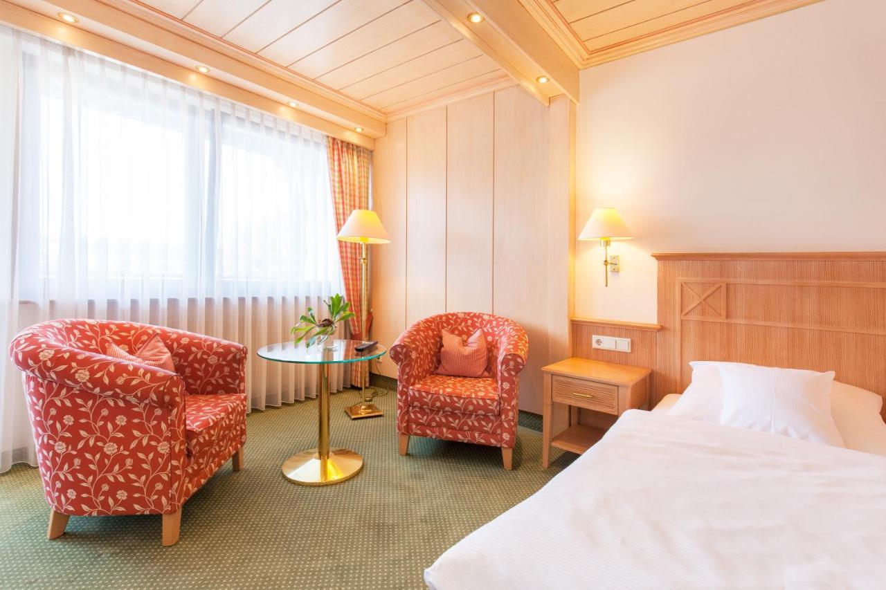 Landgasthof Hotel Hirsch Loßburg 外观 照片